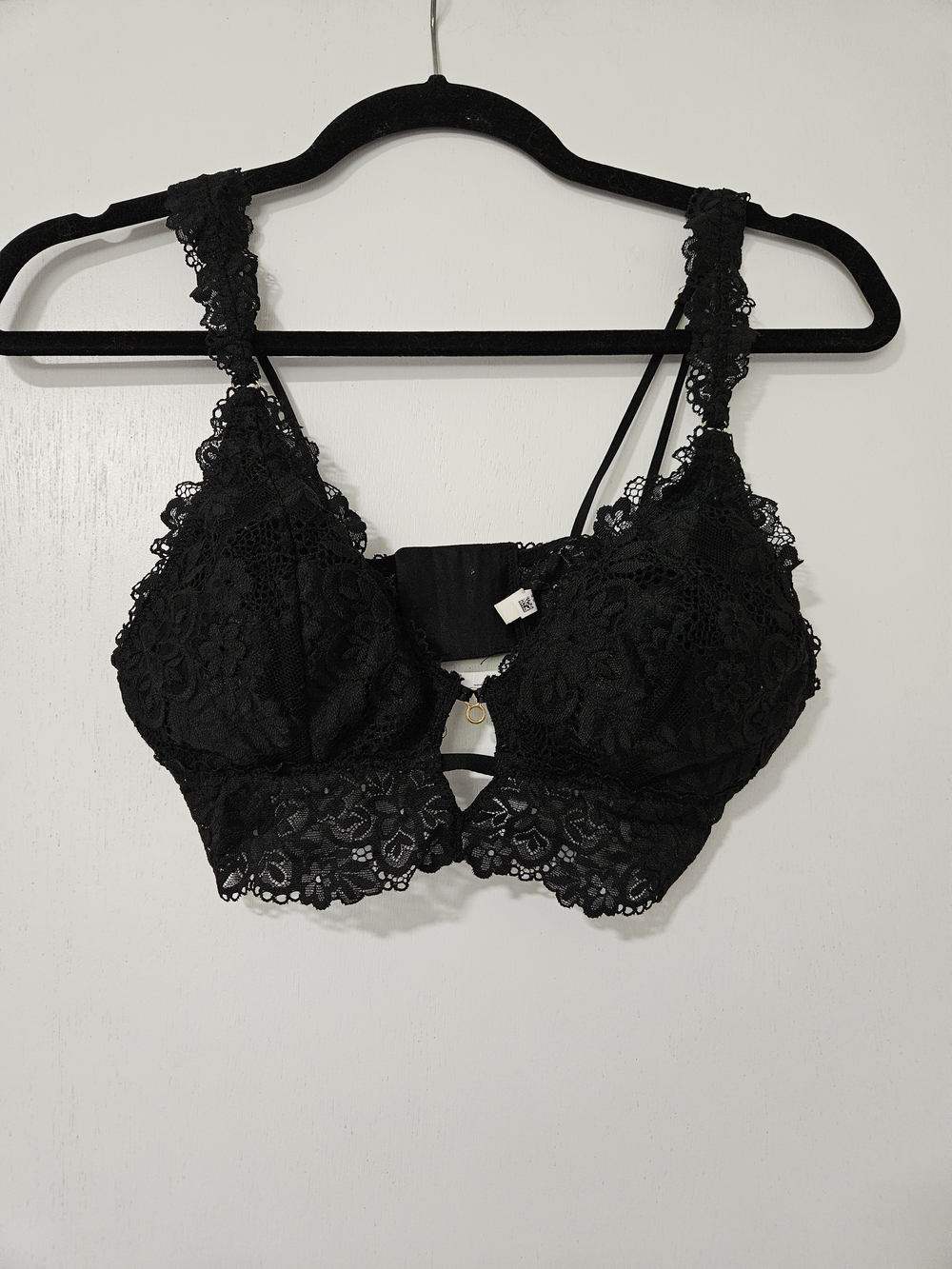 Aerie Padded Black Lace Strappy Keyhole Bralette Medium Gold Ring